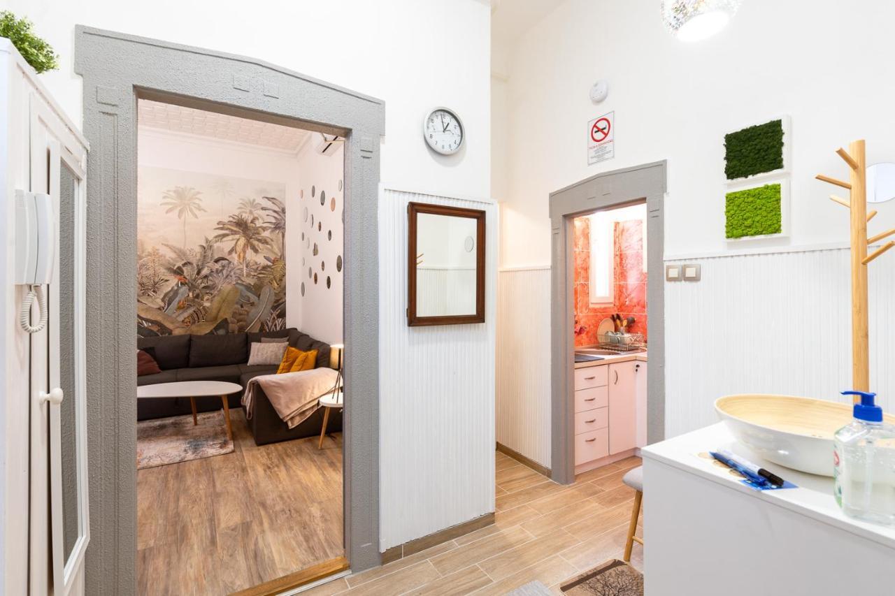 Stylish Modern Apartment Next To New York Cafe Budapeste Exterior foto